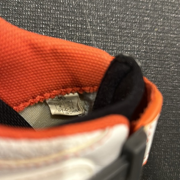 Peloton Shoes Size 36 (US 4) - Picture 5 of 6